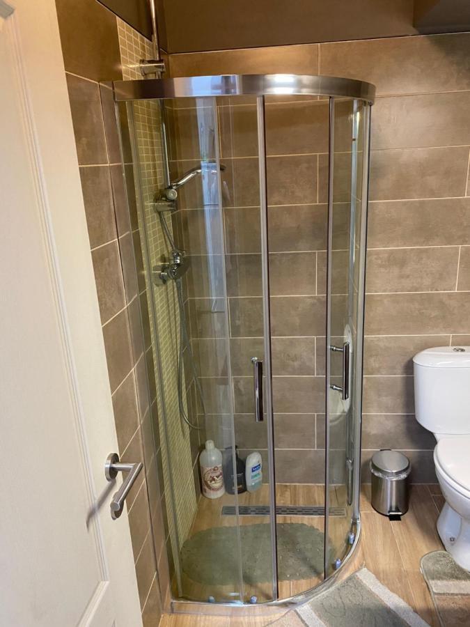 Superbe Appartement Charleroi Exteriör bild