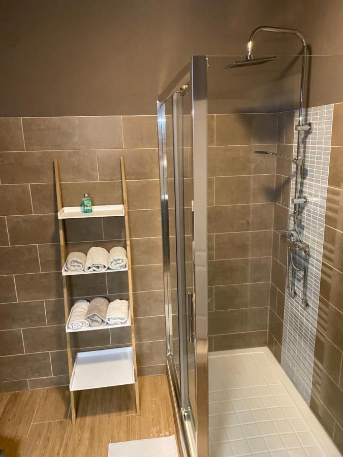 Superbe Appartement Charleroi Exteriör bild